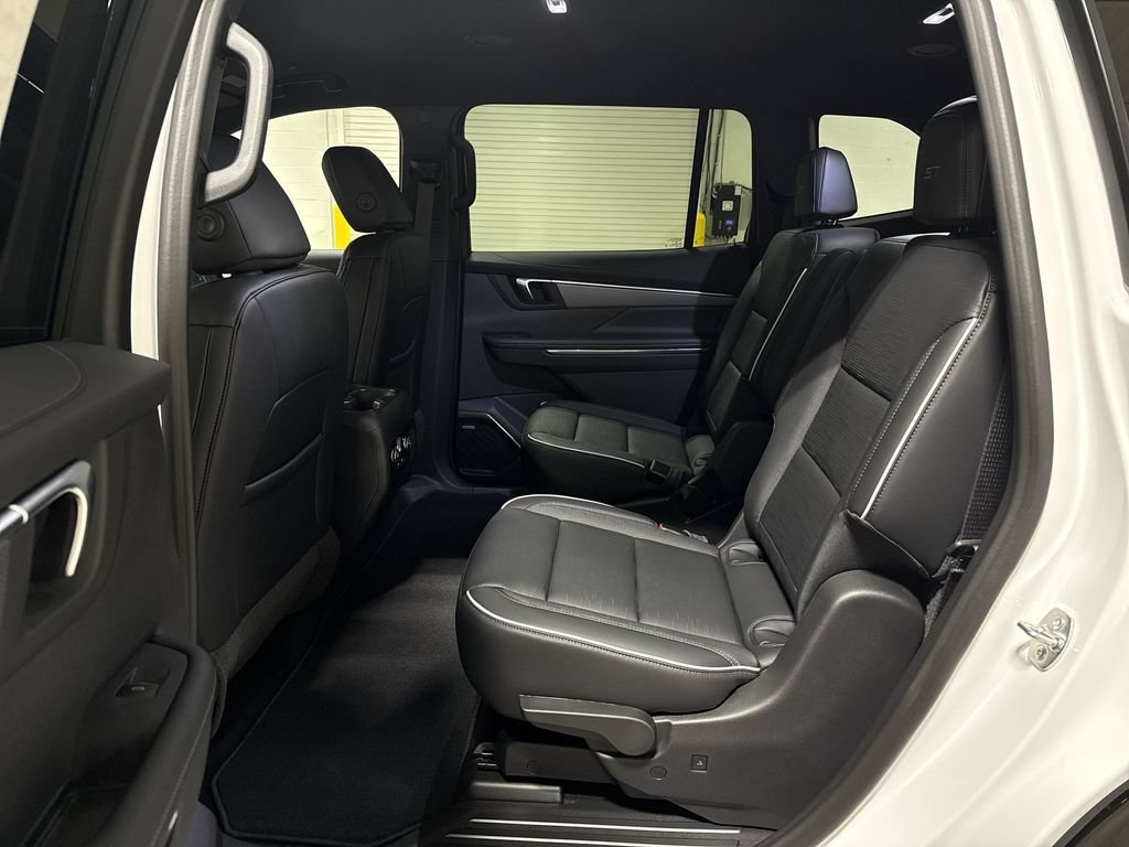 New 2026 Buick Enclave Sport Touring w/ Power Package AWD/4WD image 23