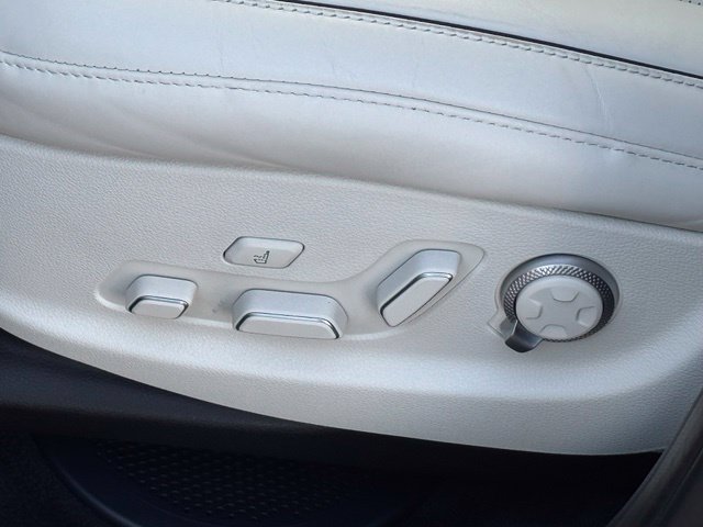 Certified 2025 Genesis GV80 3.5T Prestige AWD/4WD image 22
