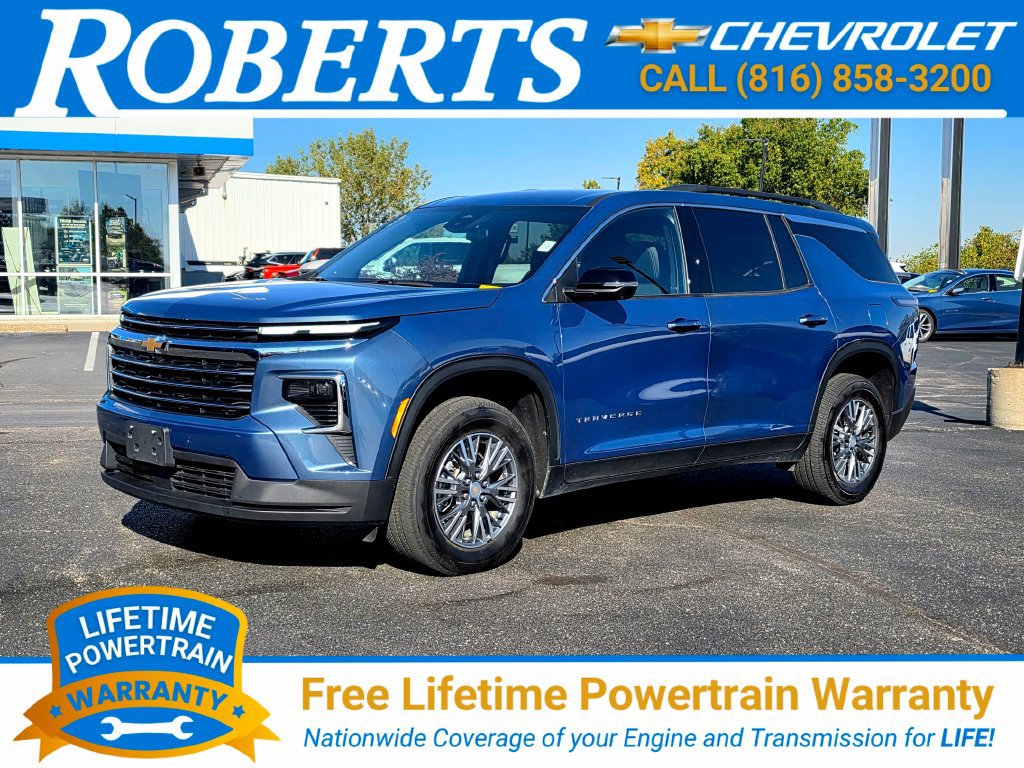 Used 2024 Chevrolet Traverse LT w/ LPO, Floor Liner Package AWD/4WD image 1