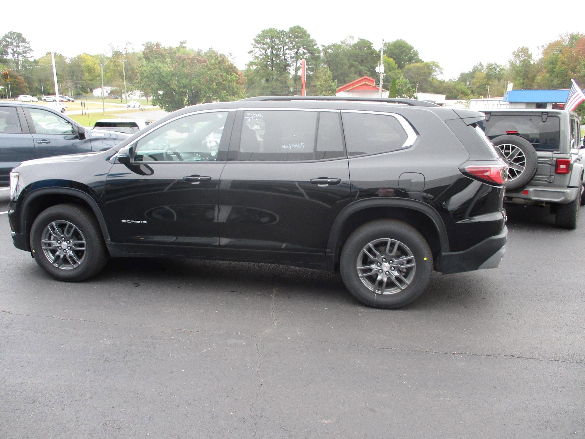 Certified 2025 GMC Acadia Elevation image 6