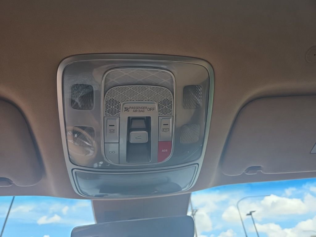 Used 2024 Genesis GV80 3.5T AWD/4WD image 17