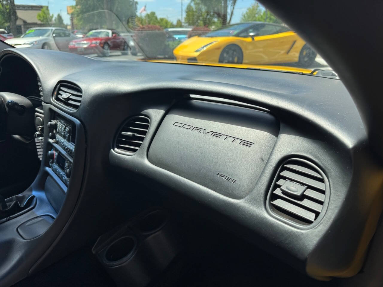 Used 2004 Chevrolet Corvette Z06 w/ Memory Package RWD image 21