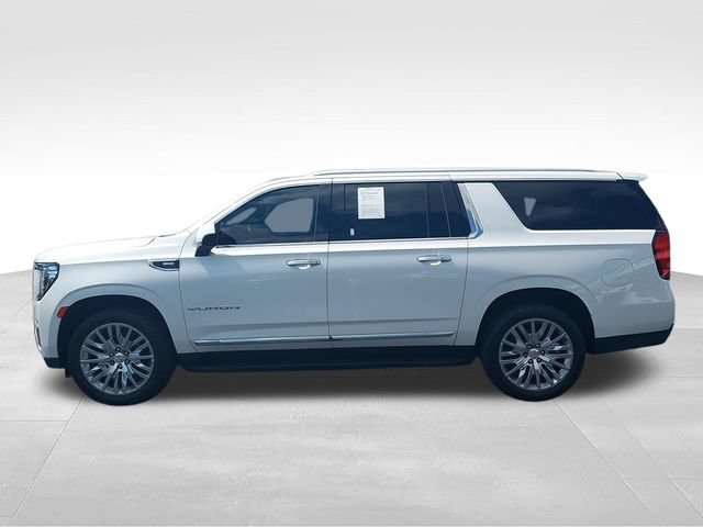 Used 2023 GMC Yukon XL SLT AWD/4WD image 5