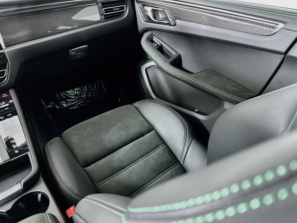 New 2026 Porsche Macan GTS AWD/4WD image 26