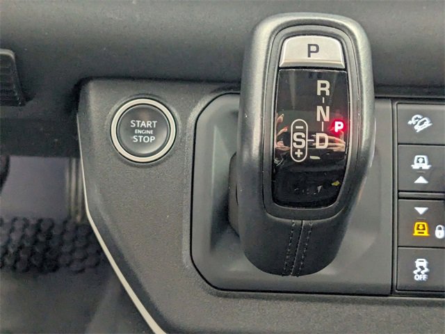 Used 2020 Land Rover Defender 110 SE image 23
