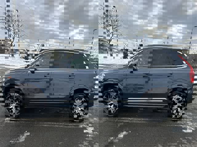 Used 2025 Volvo XC90 B6 Ultra image 2
