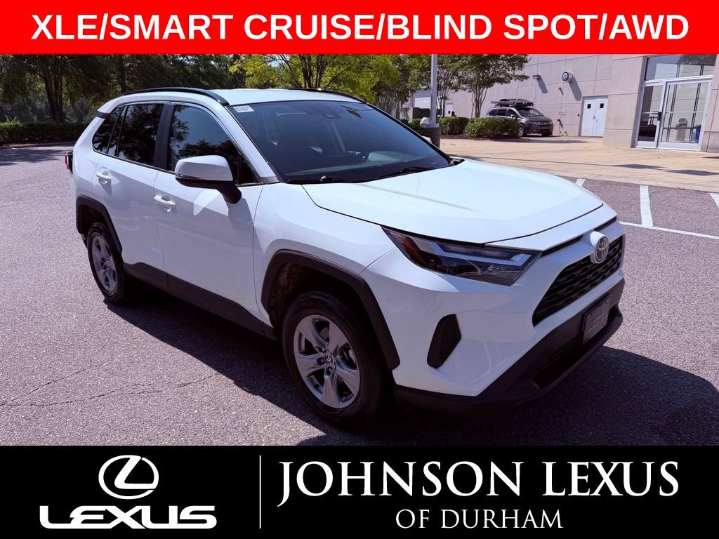 Used 2025 Toyota RAV4 XLE AWD/4WD image 1