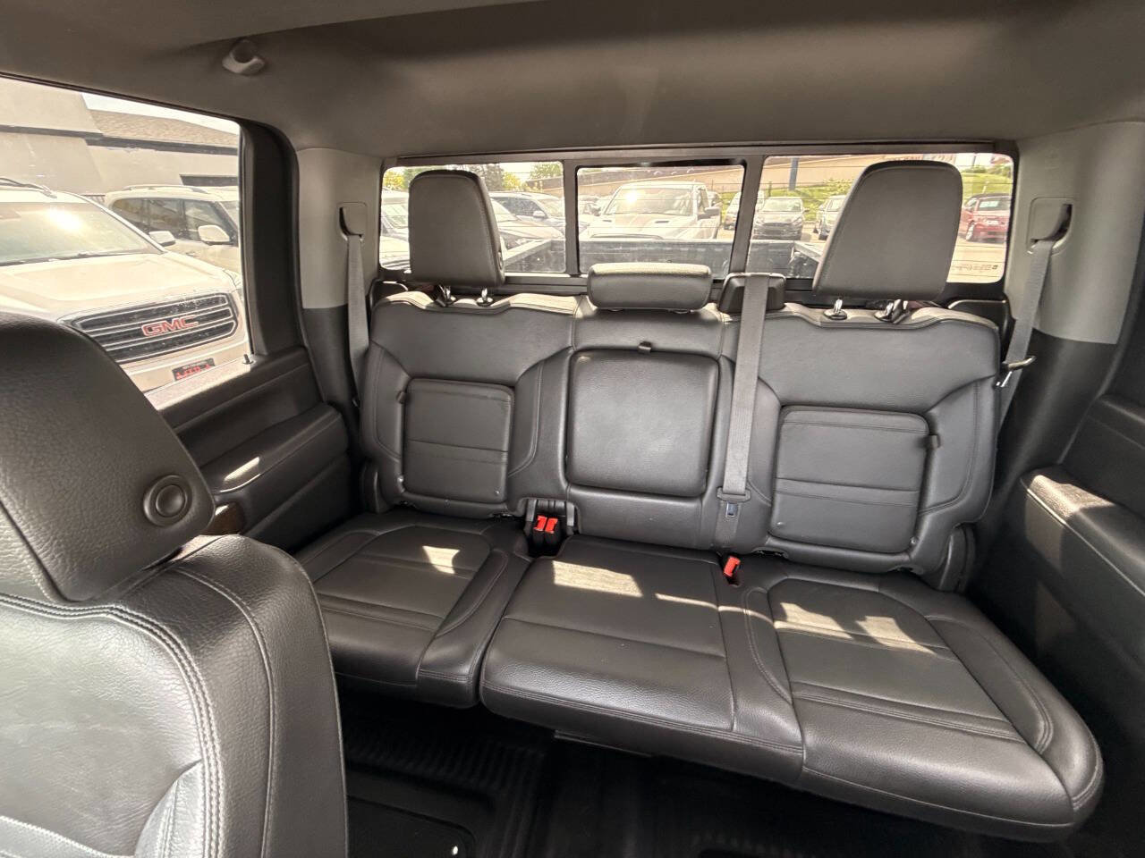 Used 2021 GMC Sierra 2500 Denali w/ Denali Ultimate Package AWD/4WD image 58