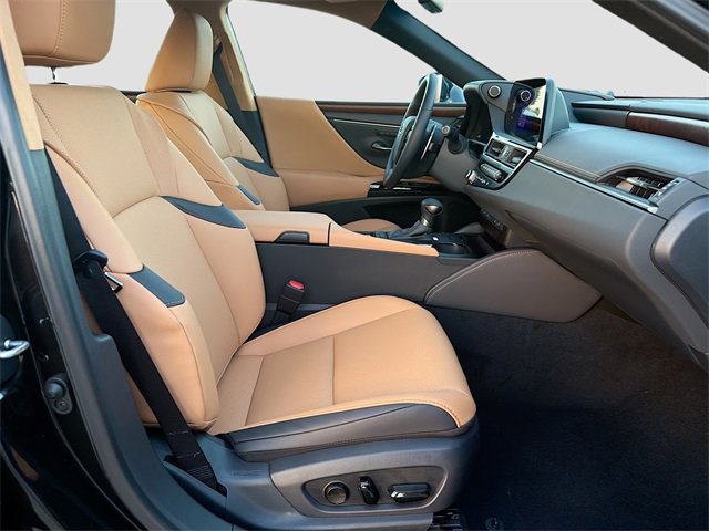 New 2025 Lexus ES 350 w/ Premium Package image 15