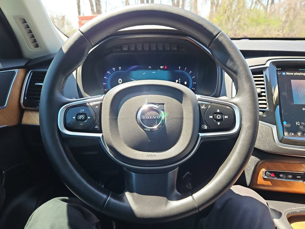 Used 2025 Volvo XC90 B6 Plus w/ Protection Package Premier AWD/4WD image 33