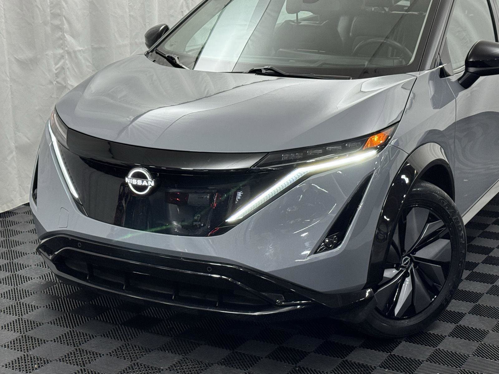 Used 2024 Nissan Ariya AWD image 5