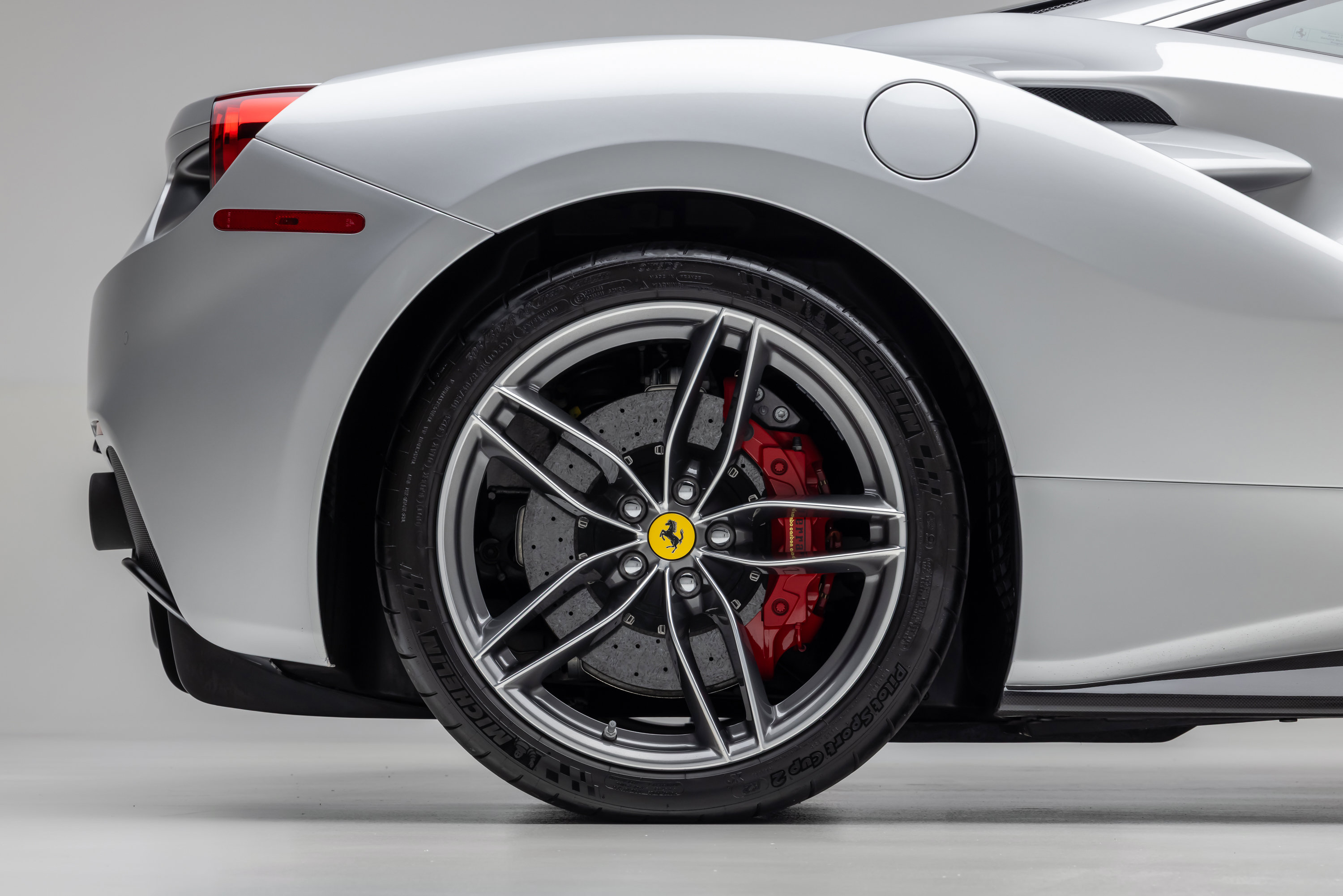 Certified 2018 Ferrari 488 GTB RWD image 64