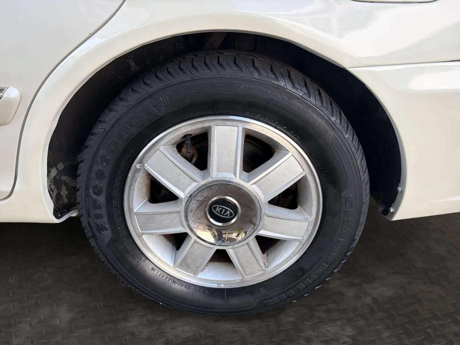 Used 2004 Kia Optima FWD image 37
