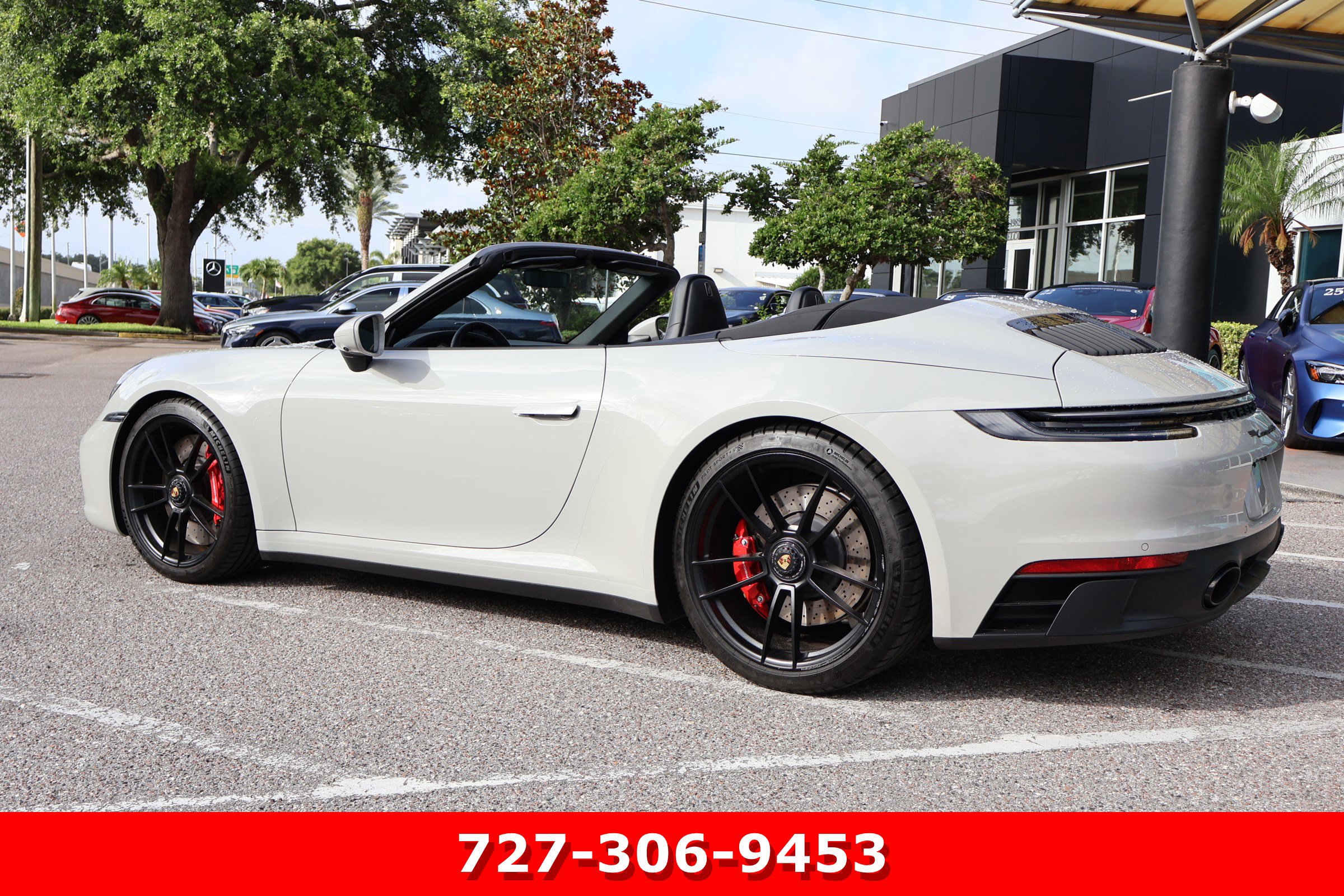 Used 2024 Porsche 911 Cabriolet image 8