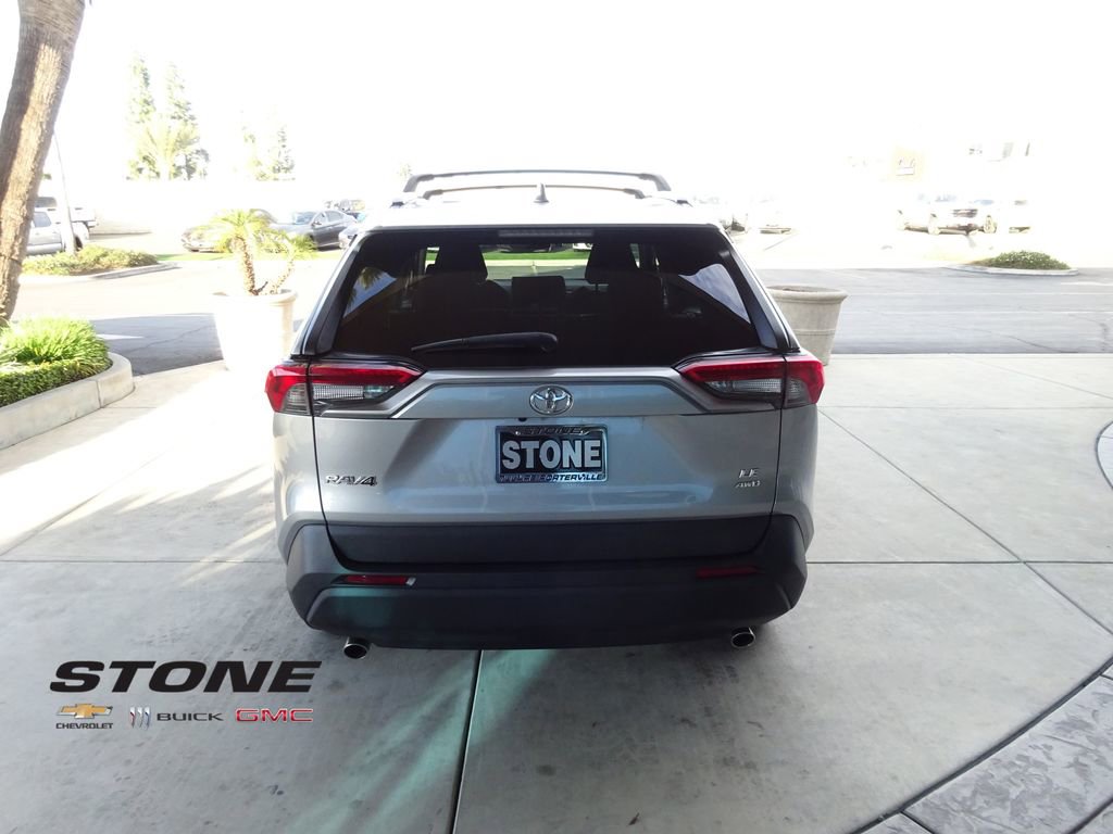 Used 2021 Toyota RAV4 LE w/ Carpet Mat Package (TMS) image 7