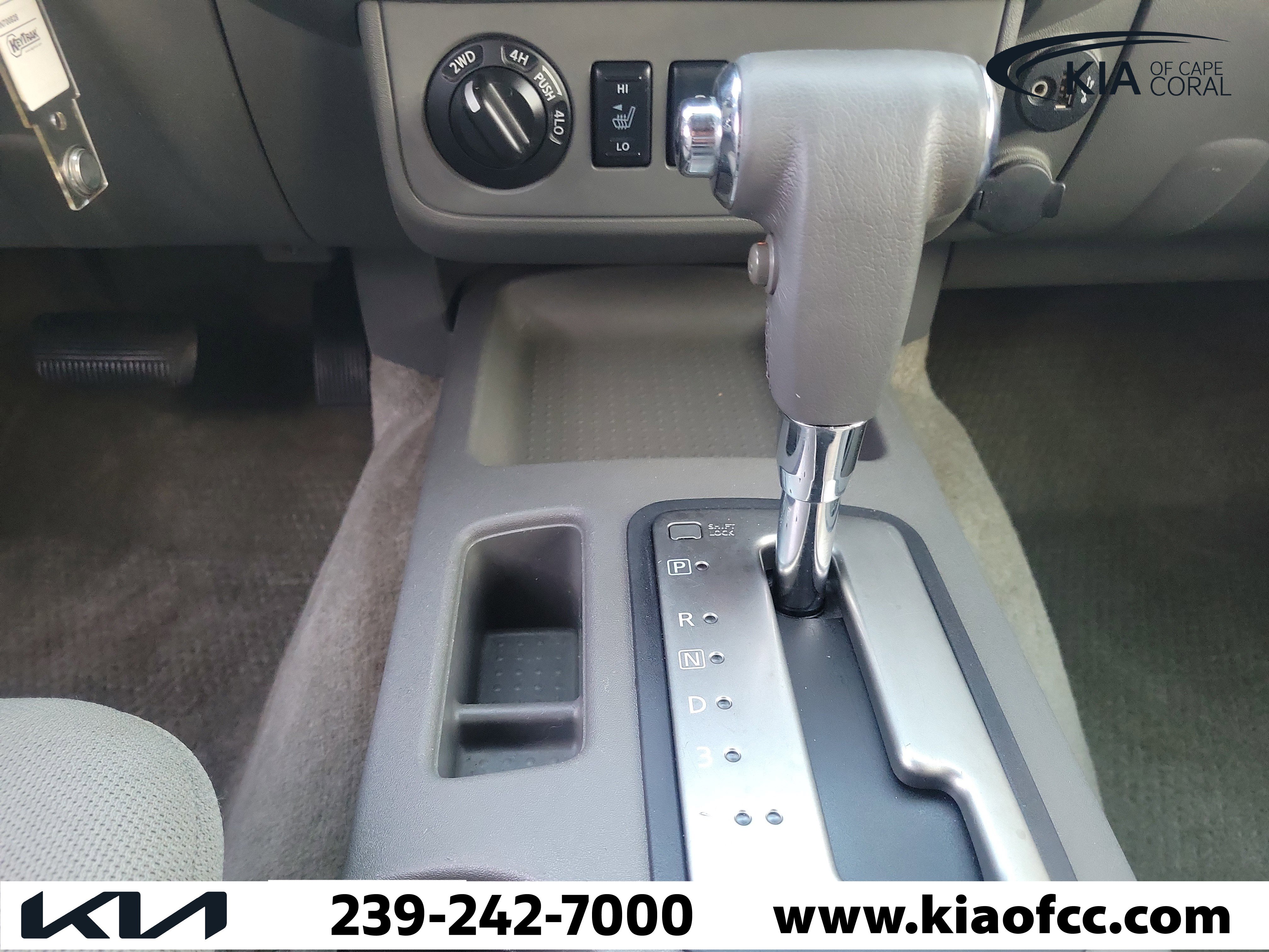 Used 2017 Nissan Frontier SV w/ SV Value Truck Package AWD/4WD image 18