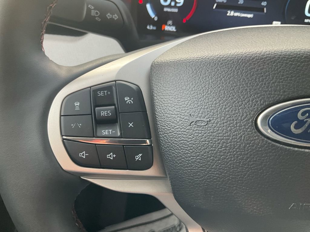 New 2026 Ford Explorer Active w/ Active Comfort Package image 19