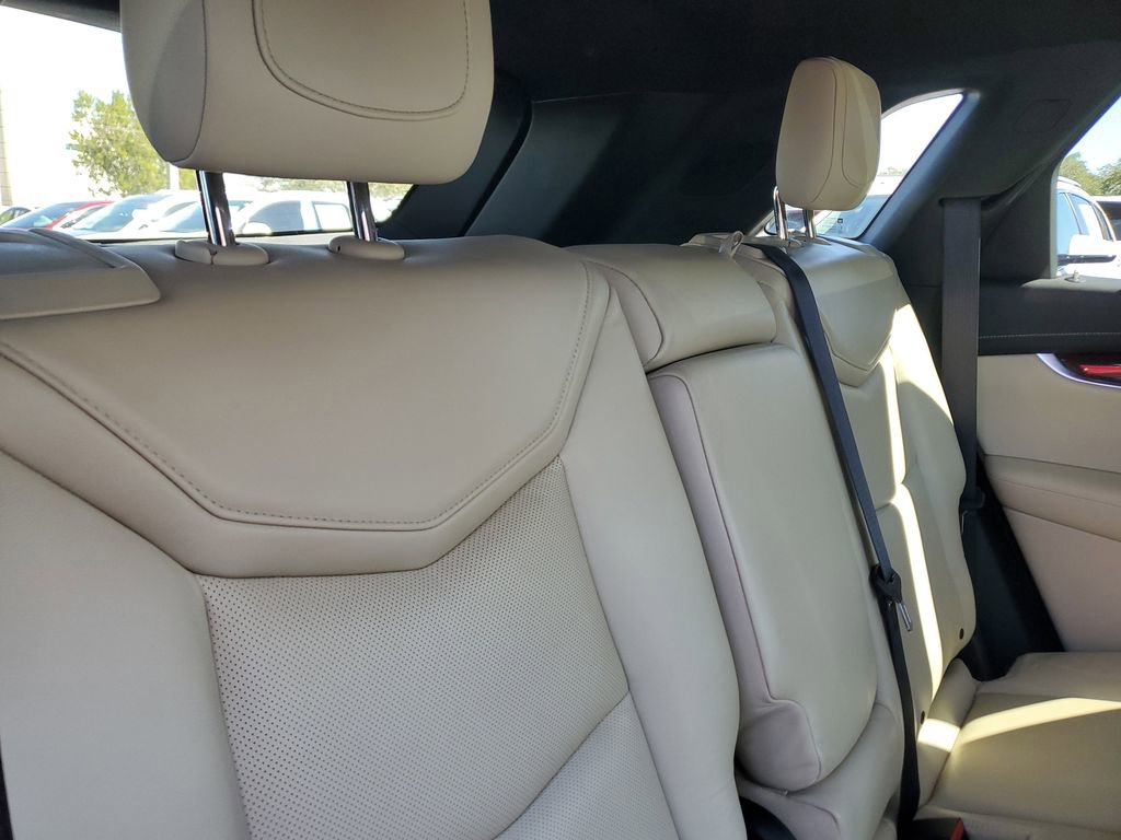 Used 2017 Cadillac XT5 Premium Luxury w/ Driver Assist Package image 24