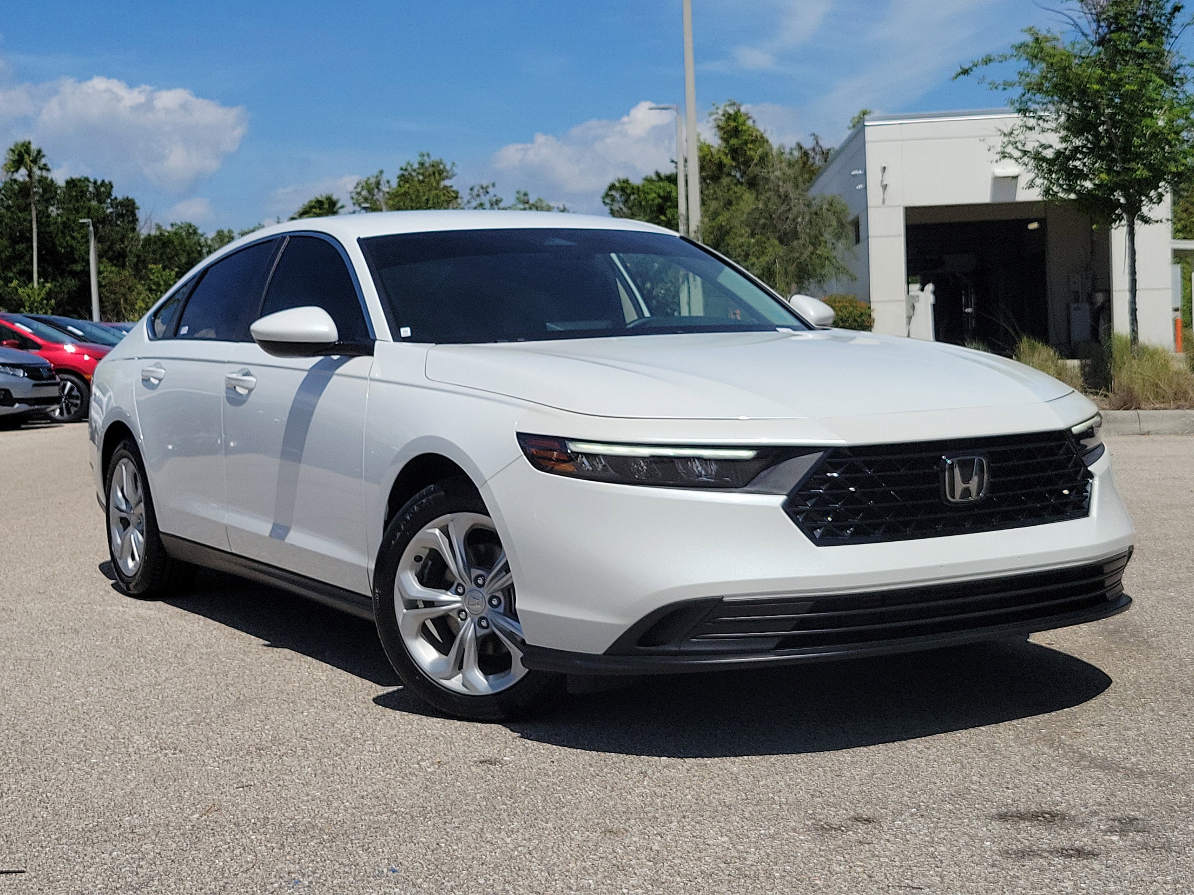 Used 2023 Honda Accord LX image 32
