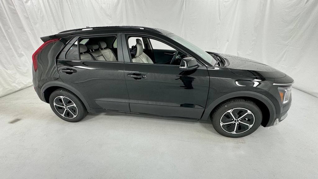 New 2026 Kia Niro EX FWD image 2