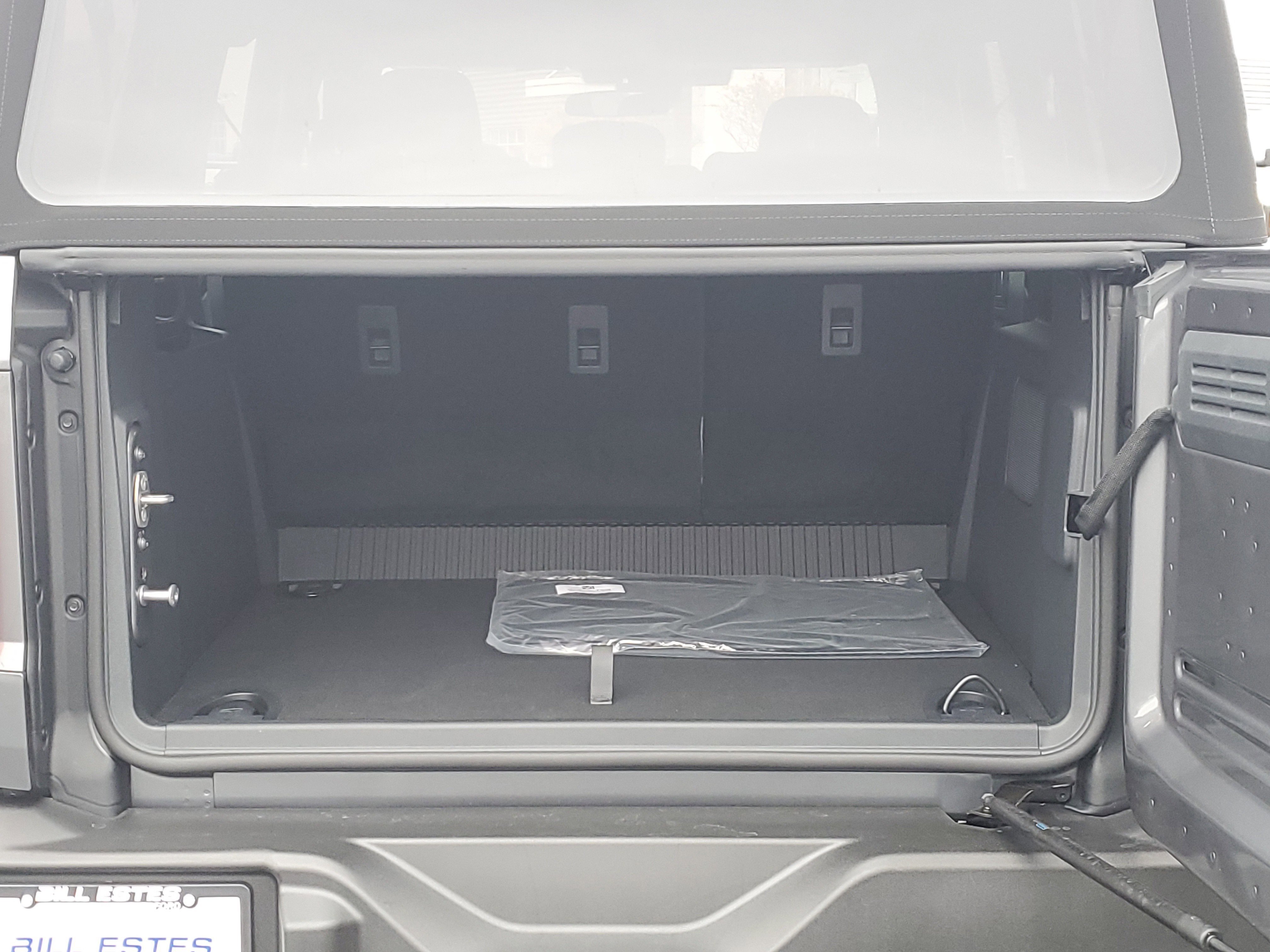 New 2025 Ford Bronco 4-Door image 8