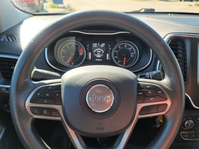 Used 2021 Jeep Cherokee Latitude AWD/4WD image 26