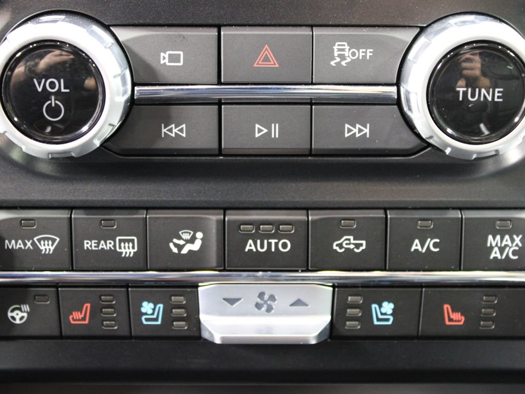 Used 2026 Ford F250 Platinum AWD/4WD image 71
