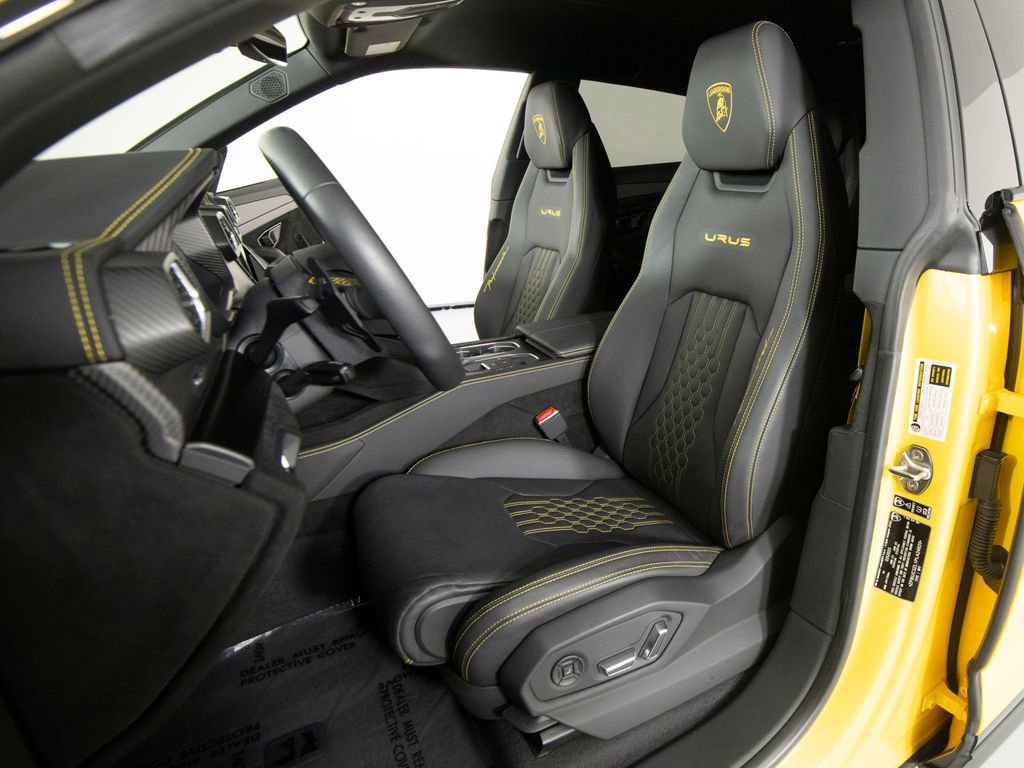 Used 2023 Lamborghini Urus Performante image 34