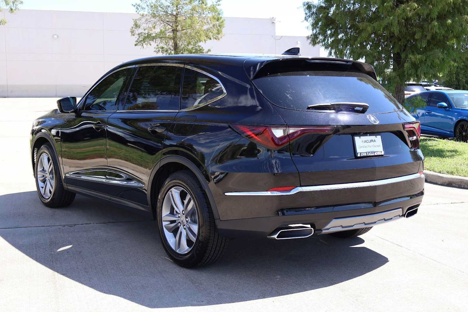 Certified 2026 Acura MDX FWD image 4