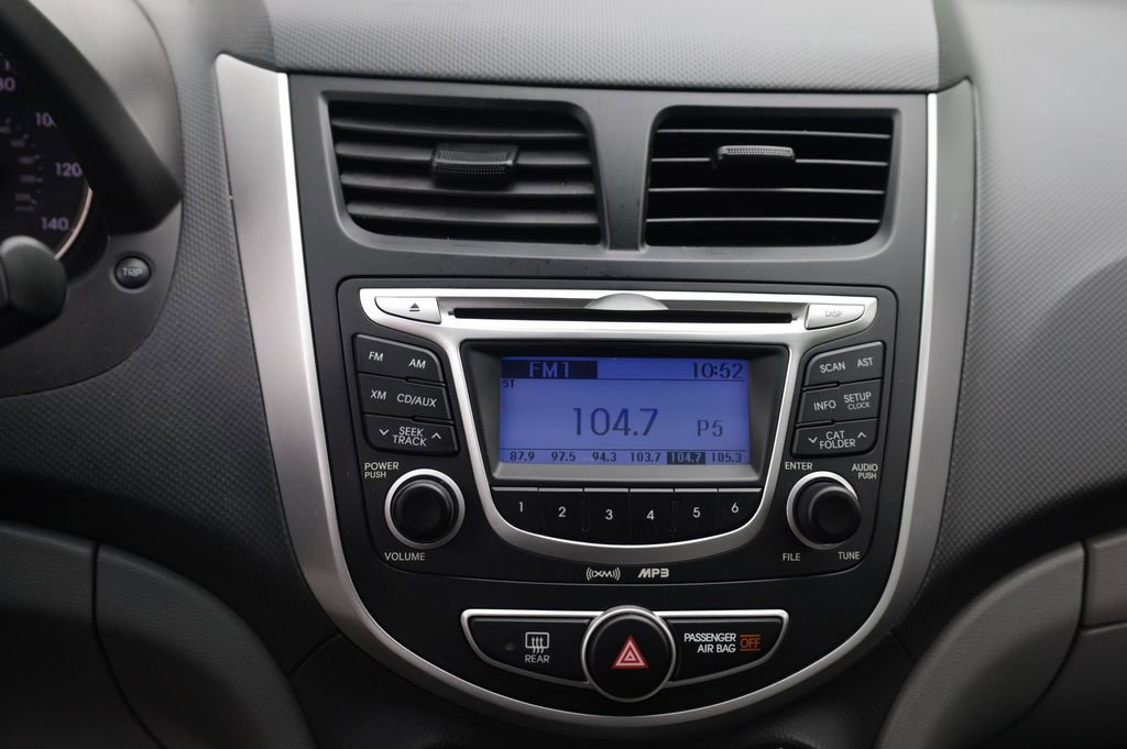 Used 2012 Hyundai Accent GS FWD image 8
