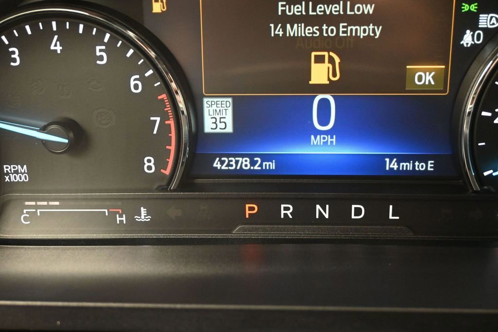 Used 2023 Ford Explorer XLT w/ Equipment Group 202A AWD/4WD image 16