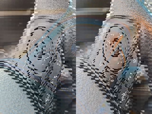 Used 2021 Toyota RAV4 XLE image 28