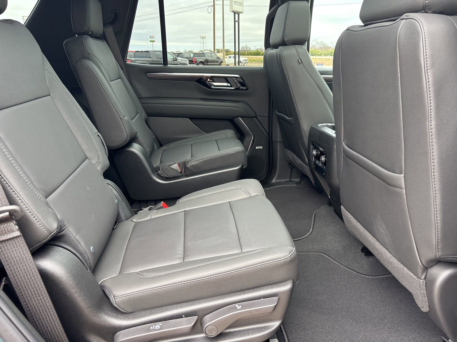 New 2026 Chevrolet Tahoe Z71 w/ Comfort Package image 16