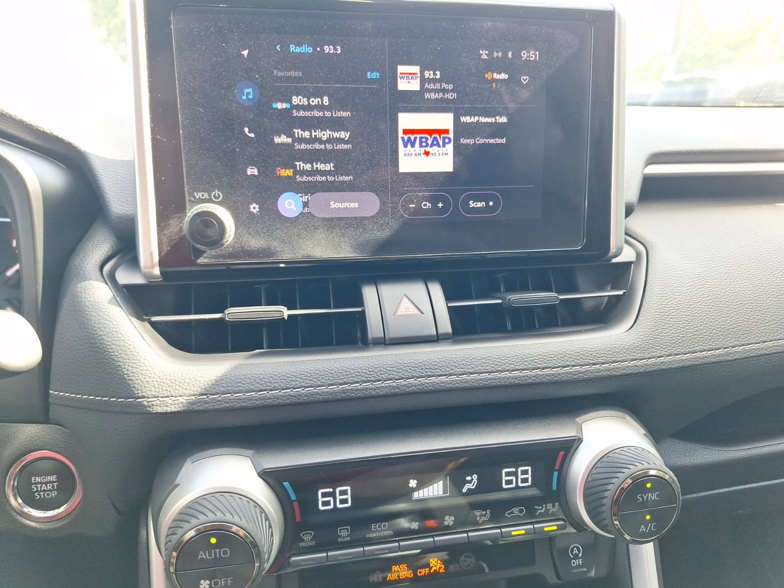 Used 2024 Toyota RAV4 XLE w/ Convenience Package FWD image 27
