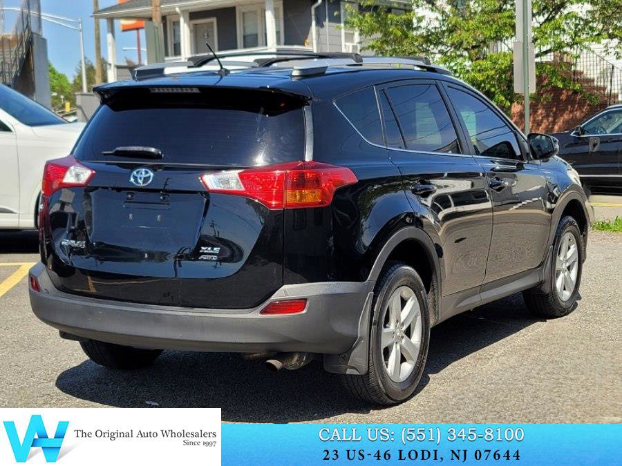 Used 2013 Toyota RAV4 XLE AWD/4WD image 6