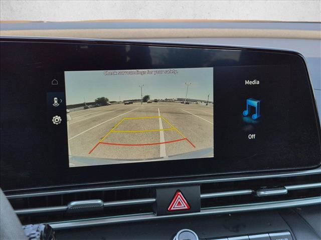Used 2024 Hyundai Elantra SEL FWD image 14