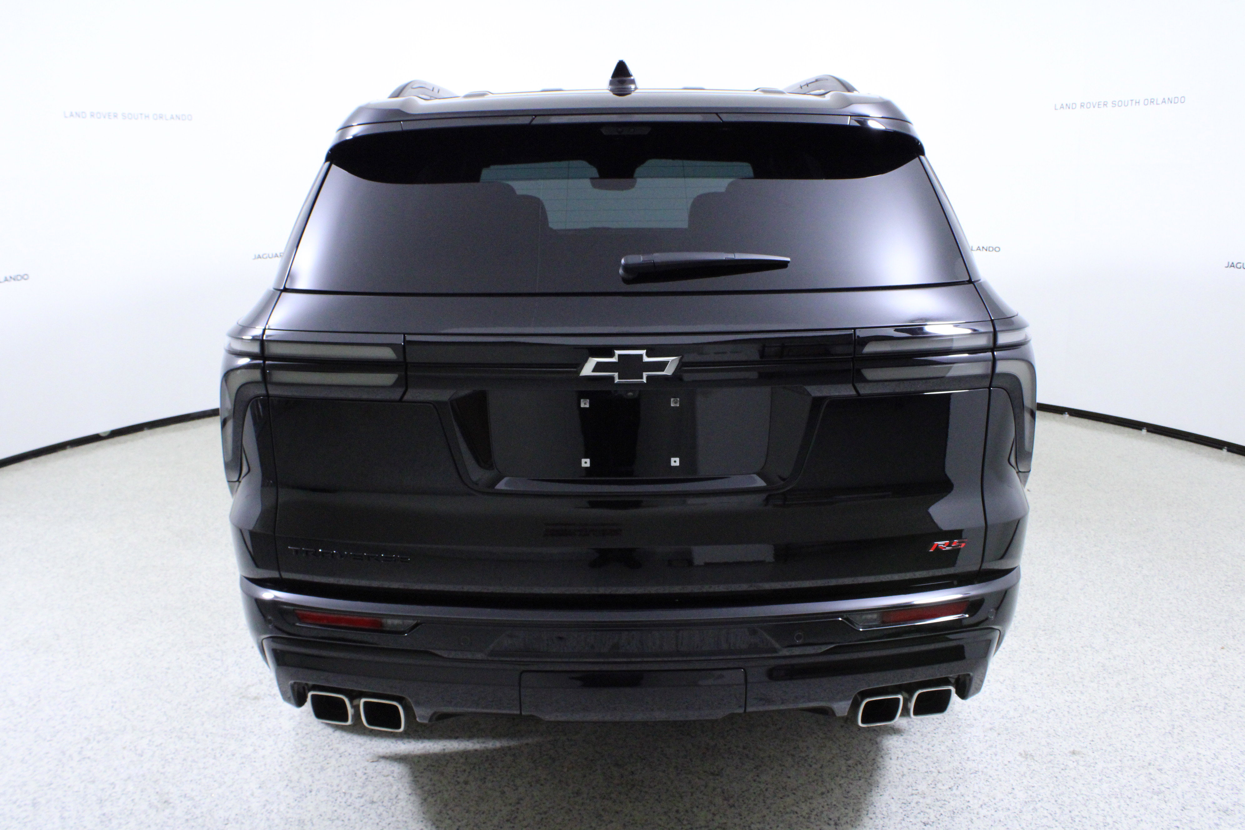 Used 2025 Chevrolet Traverse RS w/ LPO, Floor Liner Package image 6
