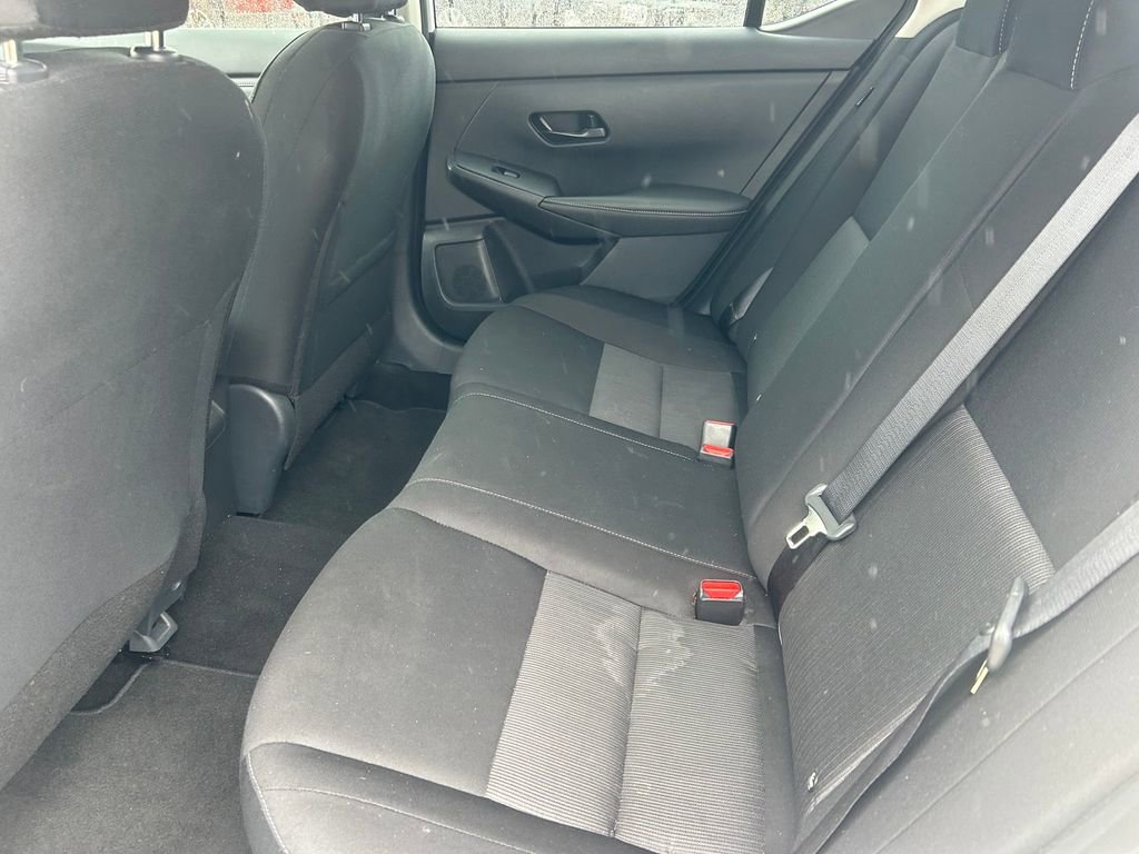 Used 2025 Nissan Sentra SV FWD image 14