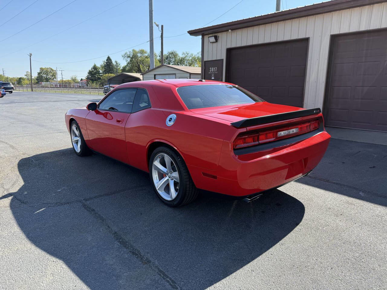 Used 2009 Dodge Challenger SRT8 w/ SRT Option Group II RWD image 3