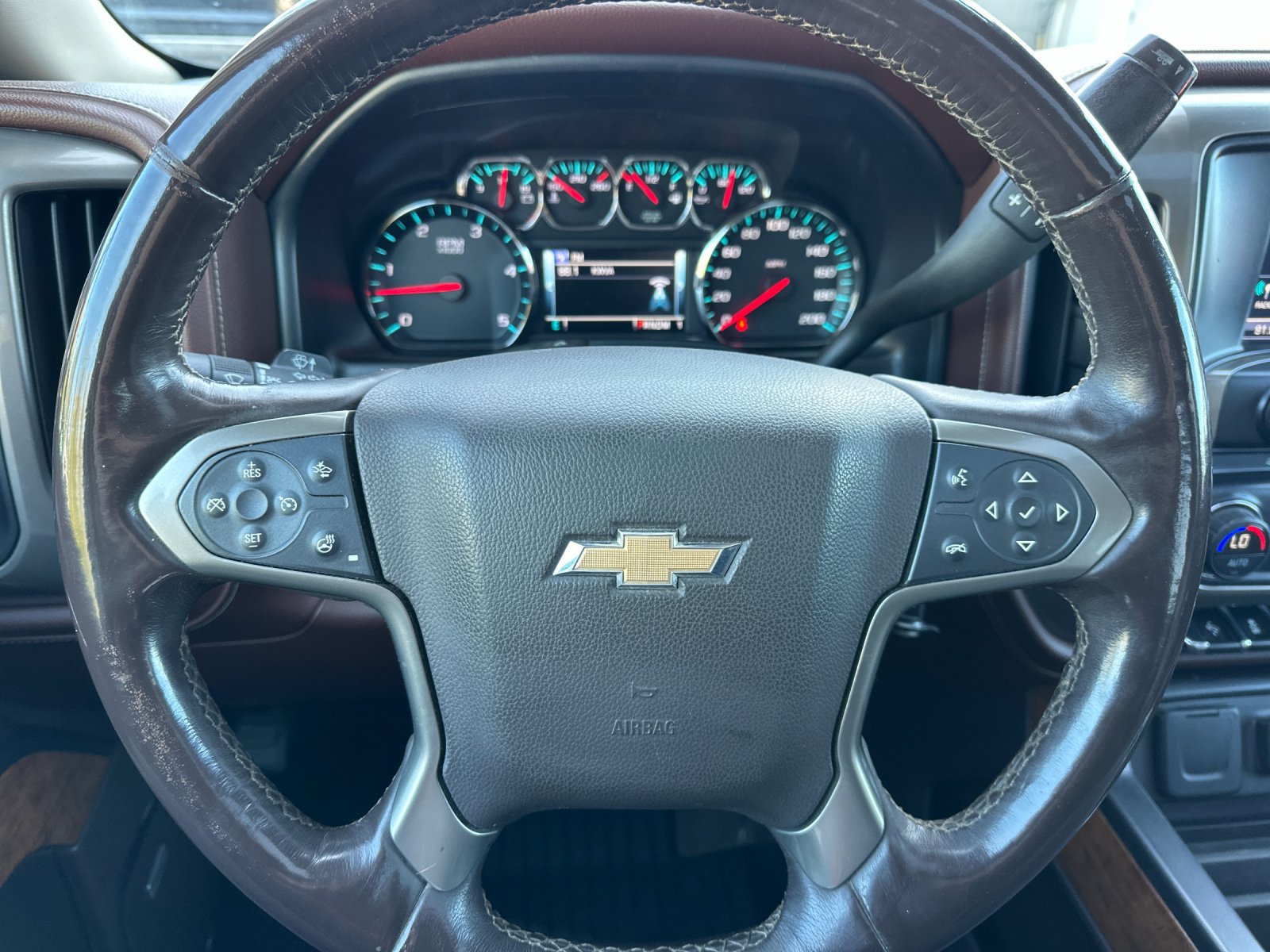 Used 2016 Chevrolet Silverado 3500 High Country w/ High Country Premium Package AWD/4WD image 21