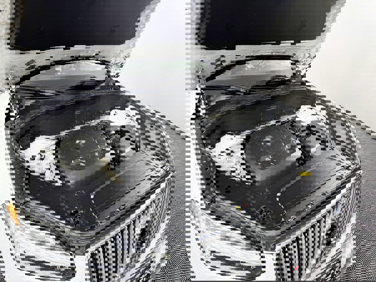 Used 2017 Volvo XC90 T6 Inscription w/ Vision Package image 20