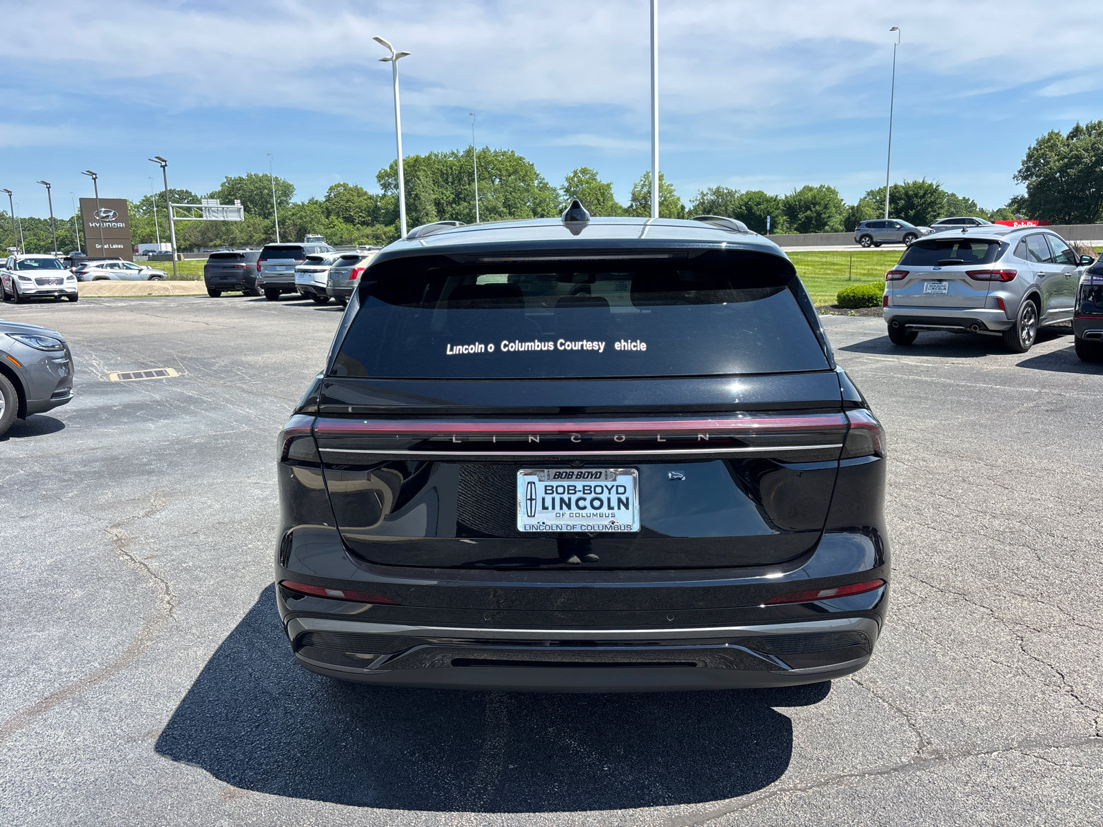 New 2026 Lincoln Nautilus Reserve w/ Jet Appearance Package AWD/4WD image 6