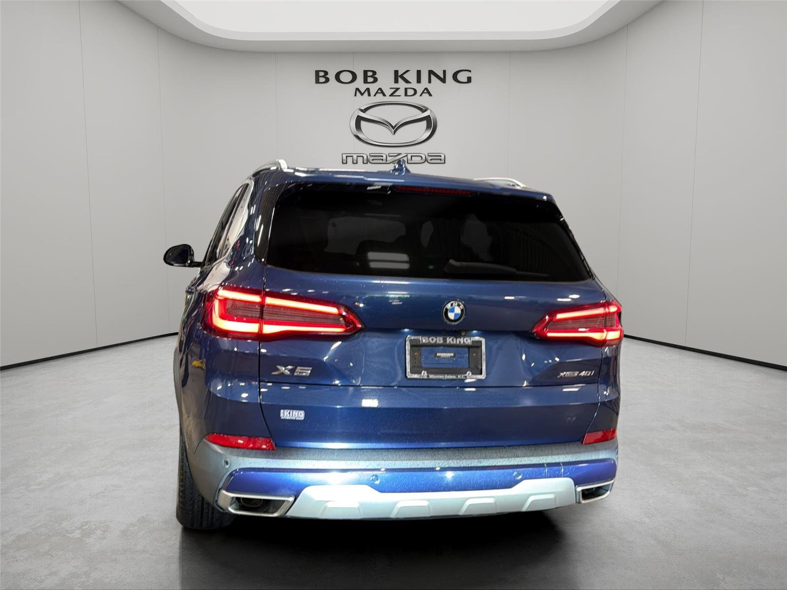 Used 2019 BMW X5 xDrive40i w/ Convenience Package AWD/4WD image 4