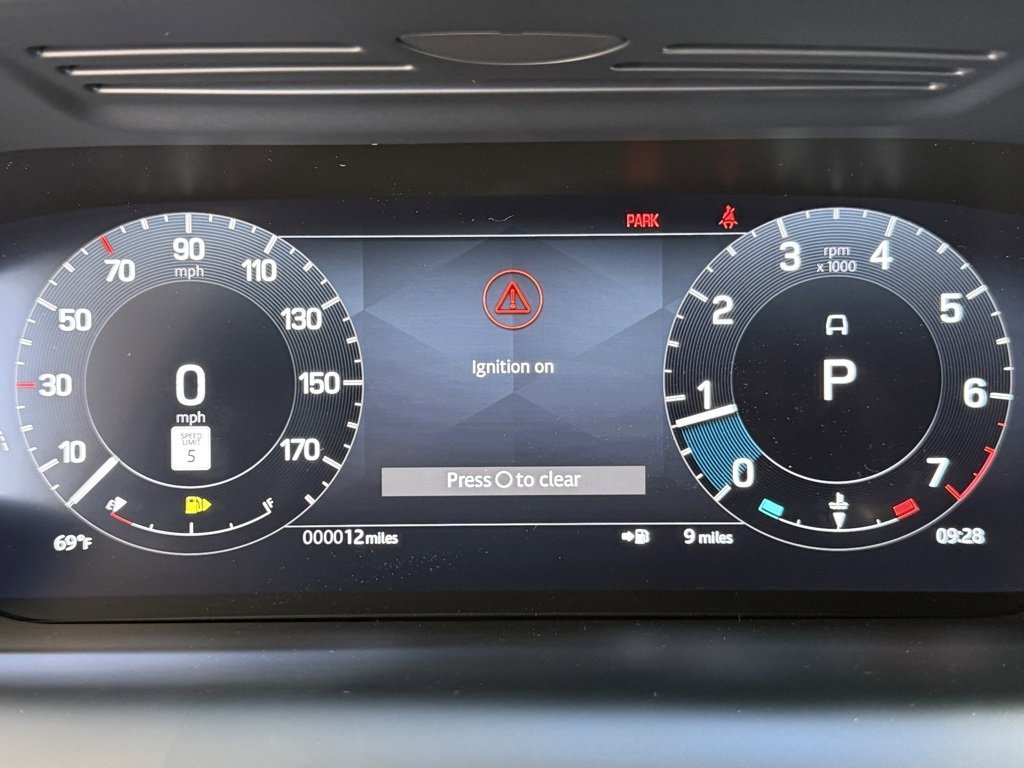 New 2025 Land Rover Discovery Sport S image 20