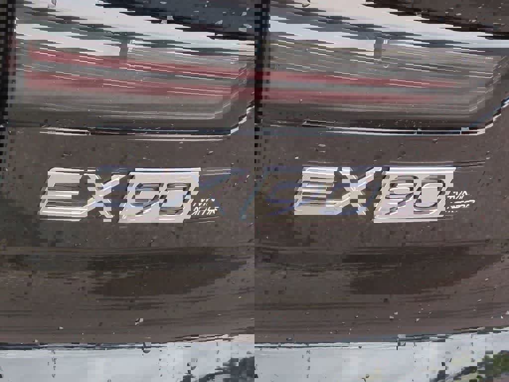 Certified 2025 Volvo EX90 Ultra image 4