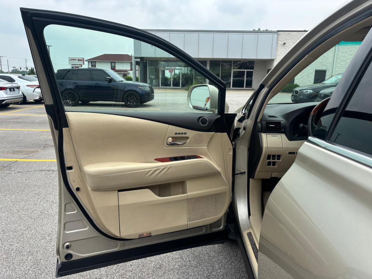 Used 2012 Lexus RX 450h FWD w/ Premium Pkg image 11