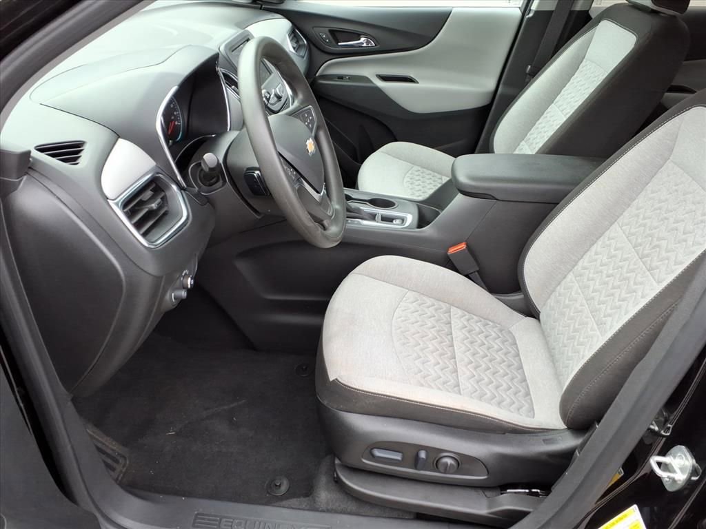 Used 2023 Chevrolet Equinox LS w/ LS Convenience Package image 11