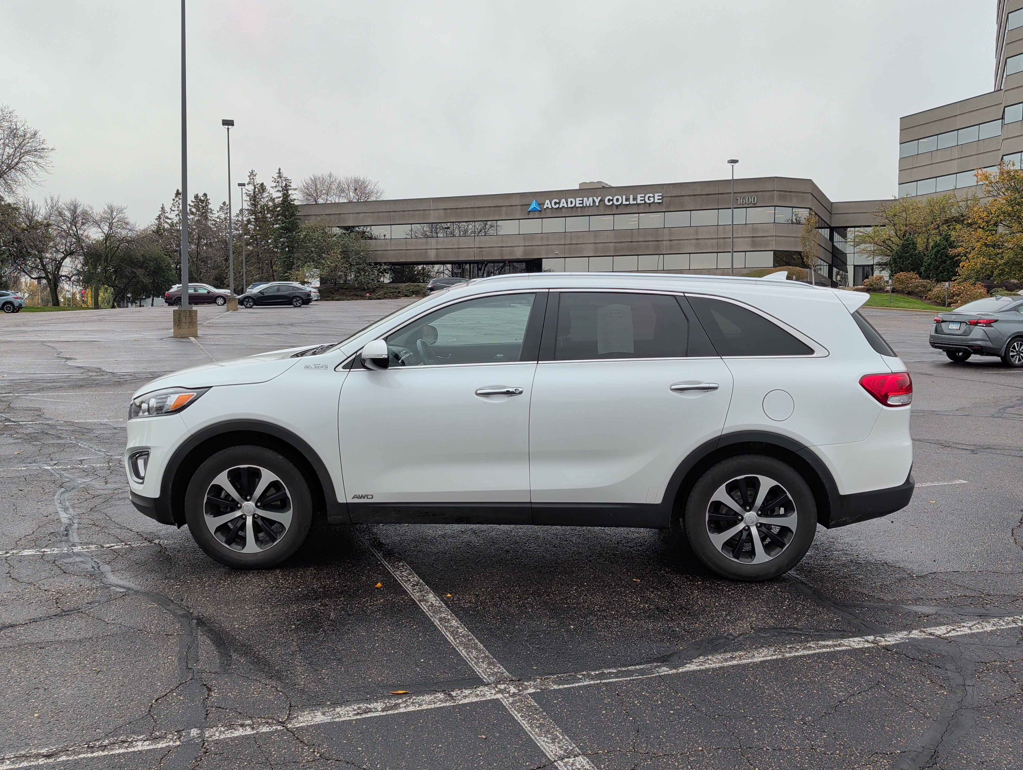 Used 2018 Kia Sorento EX w/ EX Advanced Touring Package AWD/4WD image 2