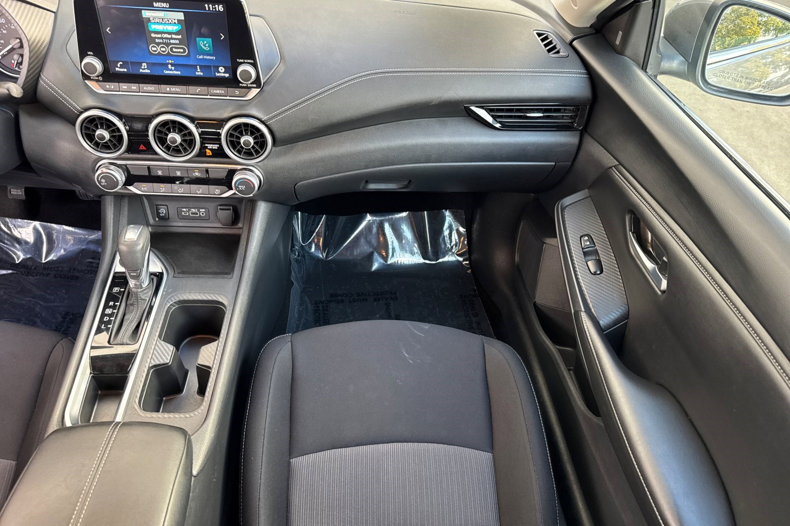 Used 2024 Nissan Sentra SV image 28