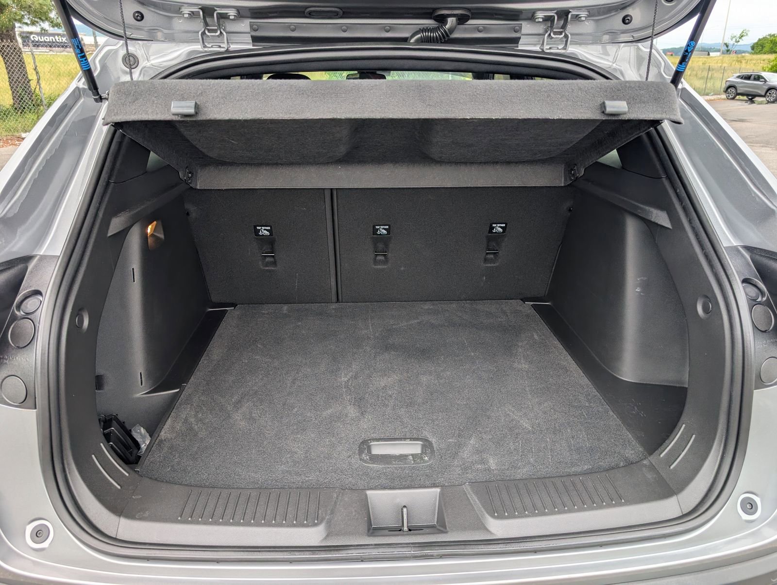 Used 2025 Chevrolet Trax RS w/ Driver Confidence Package FWD image 29